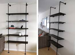 In this diy project tutorial i'll show you how to build a simple diy industrial black pipe bookshelf using black pipe and basic lumber you can pick up from the hardware store. 23 Diy Plans To Build A Pipe Bookshelf Guide Patterns