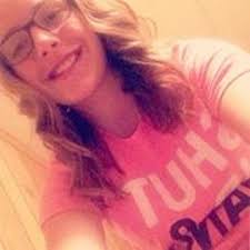 Veronica Dill's Instagram, Twitter & Facebook