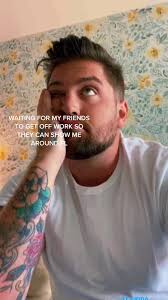 MOONWALK FINGERS #CVSPaperlessChallenge #FL #florida #floridacheck #tx  #texas #texascheck #travel #work #summer #2022 #single #tattoos #southern  #cowboy @rachrese3