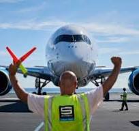 French Bee | Aéroport de La Réunion Roland Garros