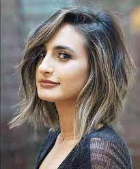 Latest Hairstyles Are The Trendy And New Hair Style Of Current Year Messy Hairstyle Medium Bob Haircut Angled Bob Haircuts Haircuts For Fine Hair