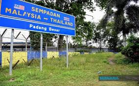 Maybe you would like to learn more about one of these? Padang Besar Careta