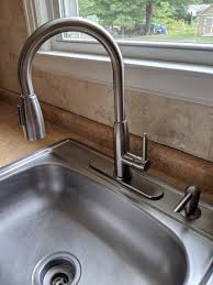 peerless single handle kitchen sink