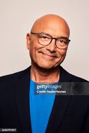 20 Photos & High Res Pictures