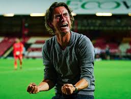 Whether it's the very latest transfer news from brentford community stadium, quotes from a press conference, match previews and reports, or news about the bees' progress in the. Brentford Boss Is Driven By Last Season S Wembley Heartache In Fresh Bid To Take The Bees Into The Premier League