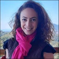 40+ perfis com “Jamila”