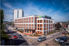 Holiday inn express is a hotel chain that focuses on offering limited services at a reasonable price. Holiday Inn Express Exeter City Centre An Ihg Hotel Exeter Aktualisierte Preise Fur 2021