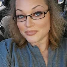 Brandi Pemberton's Instagram, Twitter & Facebook