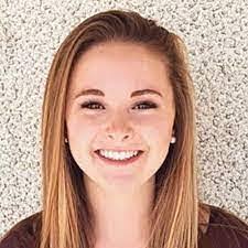 Melissa Etchison's Instagram, Twitter & Facebook