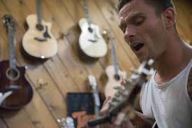 Artist in recovery wants to help inspire others