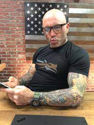 Joe rogan has a new tattoo (well a few months old) which took over 5 sessions to complete, but it's pretty amazing. Brian Redban On Twitter Going Live Joerogan Jre Https T Co Ajiovzxfzk
