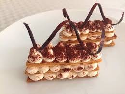 Mille Feuille Mit Beeren Und Roten Fruchten Mille Feuille Aux Fruits Rouges La Paticesse Der Patisserie Blog Mille Feuille Dessert Ideen Anzahl Kuchen