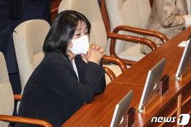 나는 네 소원을 이루어주려고 왔어! ìœ¤ë¯¸í–¥ ìˆ¨ì§„ ì‰¼í„° ì†Œìž¥ íšŒê³ ê¸€ ì˜¨ ì‚¶ì„ ë‹¤ ê±´ ì‚¬ëžŒ ë¨¸ë‹ˆíˆ¬ë°ì´
