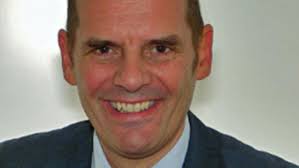 Philippe Borloz quitte Comparex Suisse