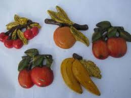 vintage kitchen decor, wall plaques