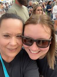 Introduction and Sharing Among Women with Large Shoe Sizes in North Carolina