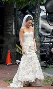 Monique Lhuillier Amelie Wedding Dress Used Size 8 2 300 Used Wedding Dresses Ivory Lace Wedding Dress Designer Wedding Gowns