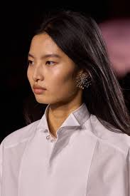 Posts with replies by Maya