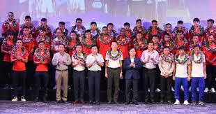Dù bạn ở bất kỳ tỉnh thành nào trên đất nước việt nam, bạn vẫn có thể kết nối tới tổng đài viettel vì hệ thống chăm sóc khách hàng được kết nối tới 63 tỉnh thành trên cả nước. Nha Vo Ä'á»‹ch V League Clb Viettel Tá»«ng Xin Háº¡ Chá»‰ Tieu Tá»« Top 3 Xuá»'ng Top 5 Tuá»•i Tráº» Online