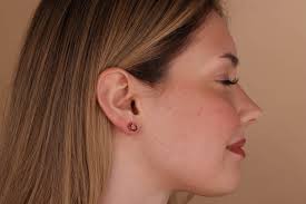 Oval Garnet Stone Earrings in 925 Silver or Gold, Elegant Red Gemstone  Earring, Delicate Stud Earrings for Wife, Stud Earrings, Wife Gift