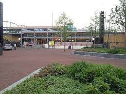 Because we have been specialized in airport transfers for more than 10 years now, across whole the netherlands and. Station Zwijndrecht Nederland Wikikids