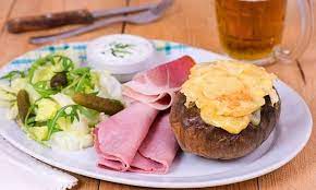 La pataterie, une chaîne française spécialisée dans les pommes de terre comme plat principal. La Pataterie Forbach Rue Emile Galle Menu Preise Restaurant Bewertungen Tripadvisor