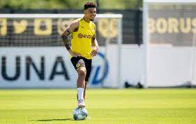 Jadon sancho reveals poetic tattoo is tribute to his late. Bvb Jadon Sancho Zeigt Seine Neuen Comic Tattoos Bundesliga Bild De