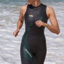 Über 500 marken, über 30 jahre erfahrung. Women S Reaction Sleeveless Triathlon Wetsuit Blueseventy Blueseventy Usa
