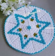 Blumenbeete Mit Eigenen Handen Verwenden Sie Einen Gartenbordstein Ayenaz Com Tig Motifleri Elisi Fikirleri Kurdele Oyasi