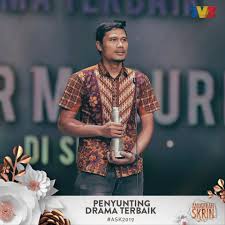 Sementara menghitung waktu ke acara kemuncak anugerah skrin 2019, seharusnya dilihat dulu gaya fesyen pilihan para artis di. Keputusan Rasmi Anugerah Skrin 2019 Ask I Luv Evrything About
