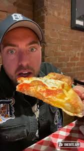 jesse.jmac's Pizza Review at Grimaldi's Pizzeria