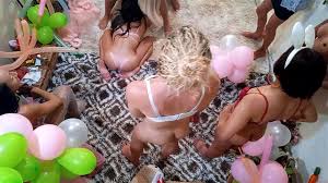 Watch Paloma Veiga, Sabrina Prezotte, Magaly Vaz & Amigas - Orgy, Tranny,  Shemale Porn - SpankBang