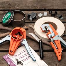Maybe you would like to learn more about one of these? Professional Grafting Tool Reliable Tools Garrett Wade