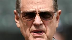 Chicago White Sox owner Jerry Reinsdorf considering relocating, selling  team
