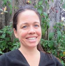 Heartsong Living Arts is a unique Waldorf-inspired Educational Program  serving families in White Salmon, WA, and Hood River, OR. Rooted in  nature-based education, our programs support children's growth through  hands-on learning, seasonal