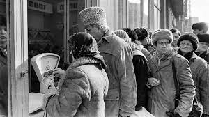 Comunismul promova o nouă concepție asupra existenței umane (societate, economie. 10 Mituri Stupide Pe Care Le Crezi Despre Comunismul Din Romania