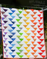 Some of the blocks are not exactly as the ones brenda papadakis drafted, as i have in some. Free Tutorial Rainbow Migrating Geese Quilt By Jane