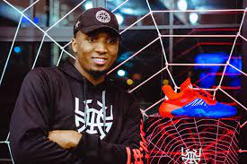 Похожие запросы для donovan mitchell logo. Donovan Mitchell Unveils Signature D O N Issue 1 Signature Sneaker Bleacher Report Latest News Videos And Highlights