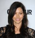 Meet ombre's softer cousin, the chic and professional sombre trend. Jessica Biel Ditched The Ombre Hair Color Thing And Went Dark Brown Come See Glamour