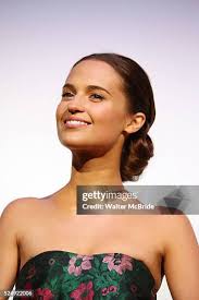 182 Alicia Thomson Stock Photos, High-Res Pictures, and Images