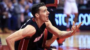 Heat guard will play tonight after missing nine games with ankle injury. Goran Dragic Gets Eight Stitches After Fouling Demar Derozan With His Face Sporting News