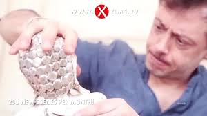 Hot Valeria Borghese banged by genius lamp - XNXX.COM