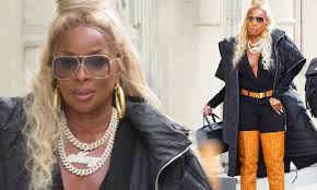 Read 8 pitchfork staffers on their favorite music moments in recent movies on the pitch. Mary J Blige Wears Mcm Jumpsuit With Plunging Neckline While Filming Outside Luxury Store In Nyc Daily Mail Online