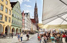 Hierarchie regional > bundesrepublik deutschland > bayern > regierungsbezirk niederbayern > landshut. Landshut Uberholt Regensburg Landshut