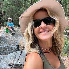 Rebecca Capps's Instagram, Twitter & Facebook