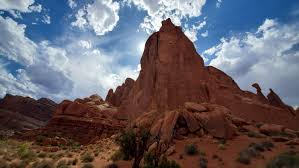 Videos and photos released by dps show the crew exploring the metal monolith. Edigrfu3vfe Cm