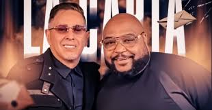 Announcer Frank Abel recalls the lovely gesture from Paulito FG when he  gifted him his first suit