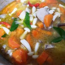 Bahagian atas daun tebal berkilau dan hijau tua, sementara bahagian bawah daun berliang dan hijau pucat. Ilham Media Tomyam Tumis Tanpa Perencah Sesuai Untuk Yg Suka Makan Tomyam Mcm Zaman2 Kita Kecik Dulu Teringat Pulak Tomyam Mak Kat Kg Sedapnya Kan Menu Ni Setiap Minggu Mesti