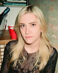 Strawberry Mansion (2021)