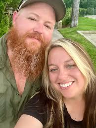 Amber Gaskill's Instagram, Twitter & Facebook